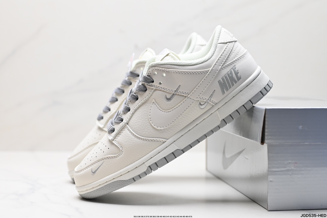 Nike Dunk Shoes